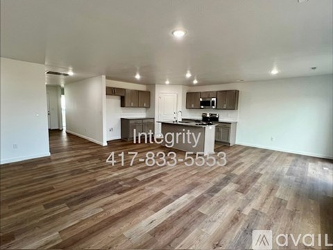 477 Stone Creek Rd 3 Beds Apartment for Rent