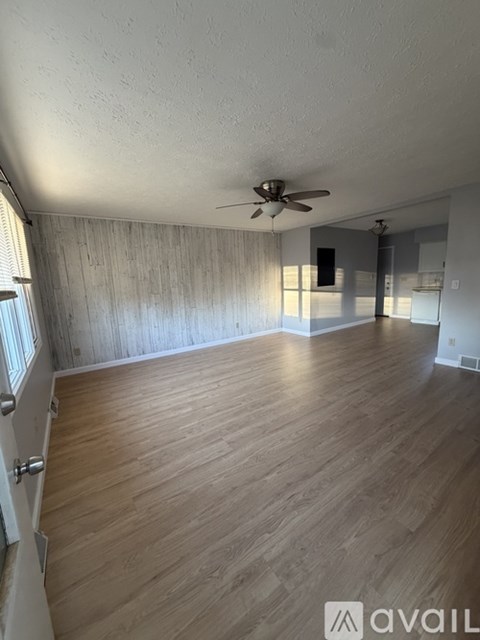 502 Perry Dr NW 2 Beds Apartment for Rent