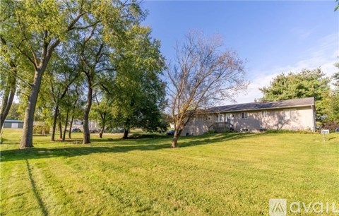 502 Perry Dr NW 2 Beds Apartment for Rent