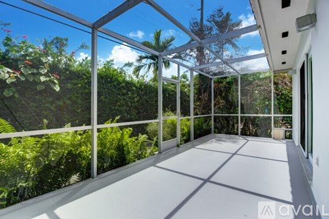 901 Santiago Street 2 Beds Apartment for Rent