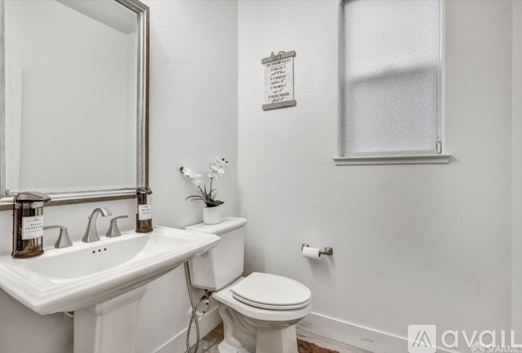 245 Sespe Creek Avenue 5 Beds Single Family Home for Rent - Photo gallery 5