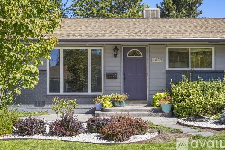 1420 S Saulsbury St 4 Beds Single Family Home for Rent - Photo gallery 2