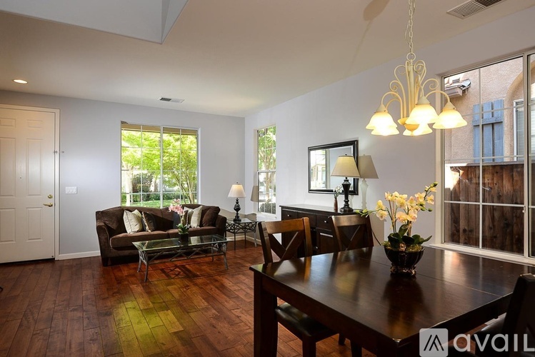 2774 Antique Court 4 Beds Single Family Home for Rent - Photo gallery 1
