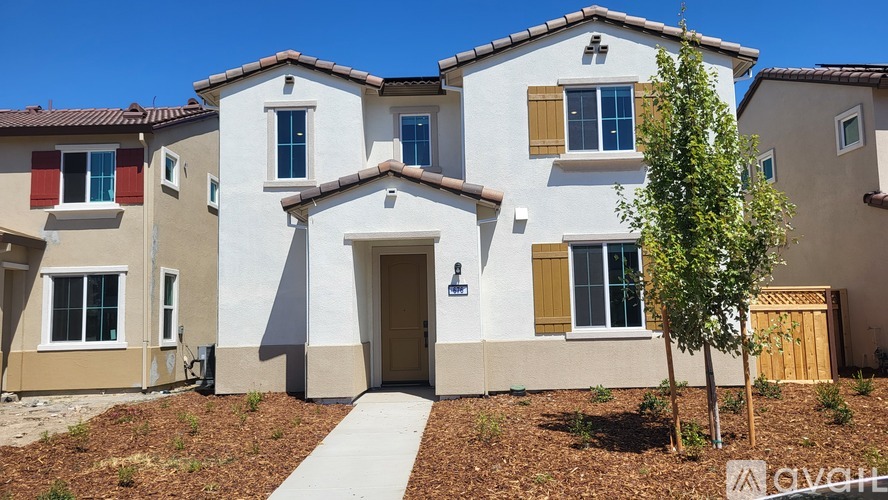 676 Whitewater Way 4 Beds Single Family Home for Rent - Photo gallery 1