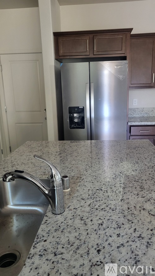 676 Whitewater Way 4 Beds Single Family Home for Rent - Photo gallery 5