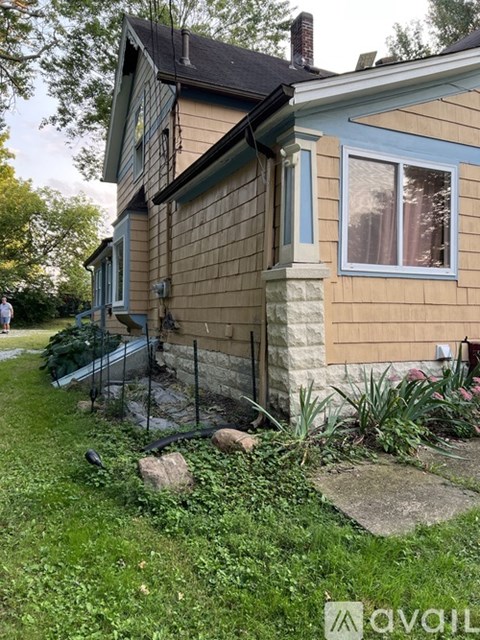 342 Cherry St 3 Beds Apartment for Rent