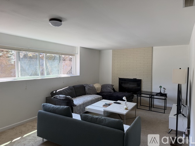 15428 Southeast 21st Place 2 Beds Single Family Home for Rent - Photo gallery 1