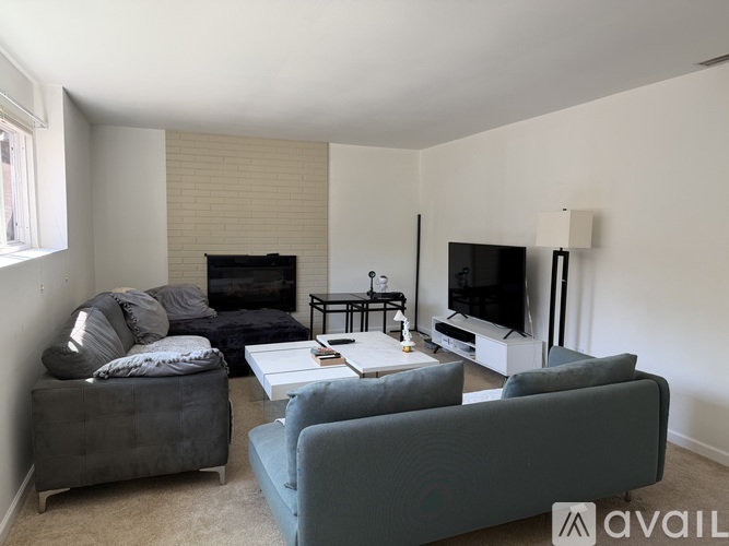 15428 Southeast 21st Place 2 Beds Single Family Home for Rent - Photo gallery 2