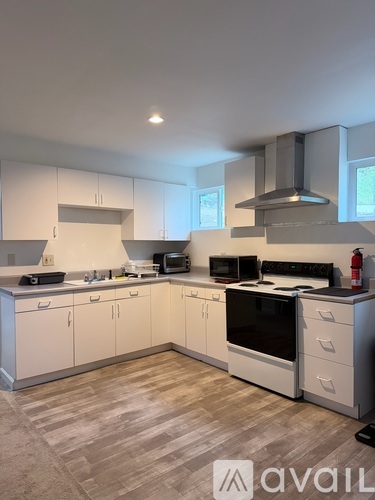 15428 Southeast 21st Place 2 Beds Single Family Home for Rent - Photo gallery 4