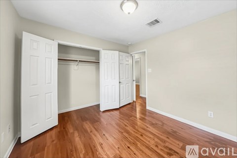 4025 Hawthorne Glen Ct 4 Beds Apartment for Rent