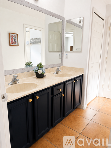2526 Holly Berry Circle 4 Beds Single Family Home for Rent - Photo gallery 4