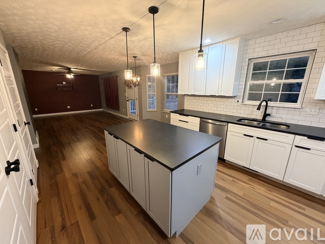 603 Kecia Dr 3 Beds Single Family Home for Rent - Photo gallery 2