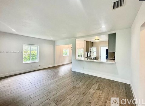 4196 Washington Dr 3 Beds Apartment for Rent