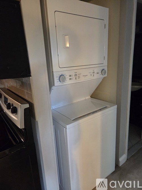 6250 Edsall Road 2 Beds Condo for Rent - Photo gallery 4