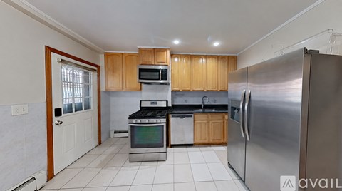 882 Huntington Ave 3 Beds Apartment for Rent