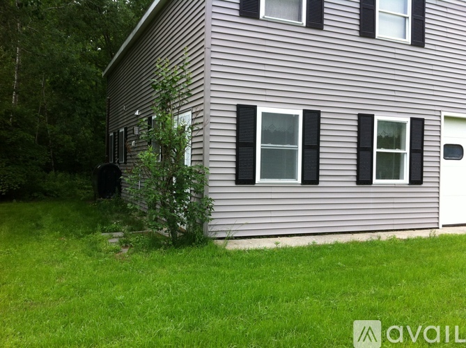 45 Tibbetts Hill Road 2 Beds Single Family Home for Rent - Photo gallery 1
