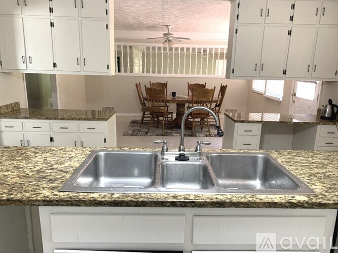 1615 Oklahoma Drive 7 Beds Single Family Home for Rent - Photo gallery 3