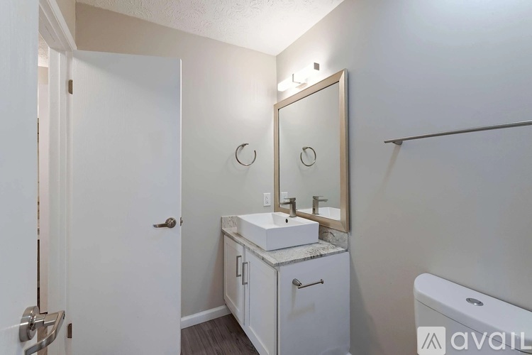 916 Beaver Grade Road 1 Apartment for Rent - Photo gallery 3