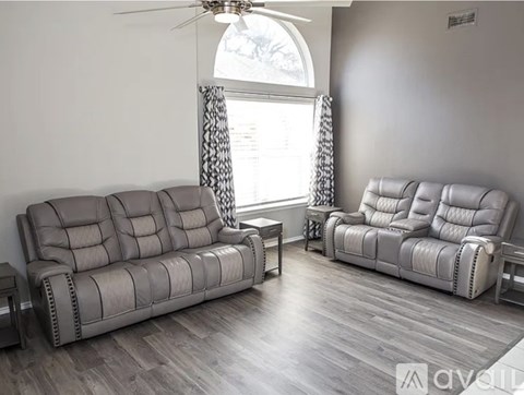2346 Windmill Way 4 Beds Apartment for Rent