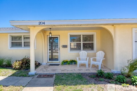 204 Rockefeller Dr 3 Beds Apartment for Rent
