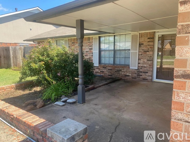 3004 Southwest 129th Street 3 Beds Single Family Home for Rent - Photo gallery 2
