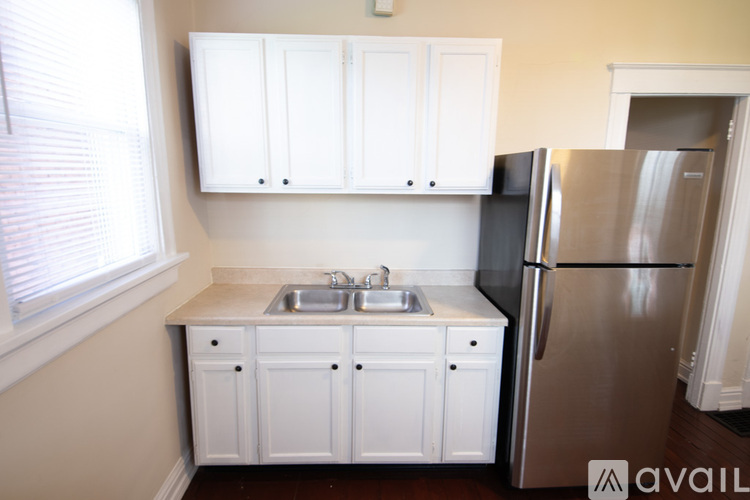 4027 Edwards Rd 1 Apartment for Rent - Photo gallery 3