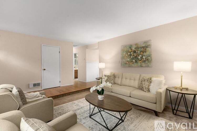 707 Harvest Road 3 Beds Single Family Home for Rent - Photo gallery 3