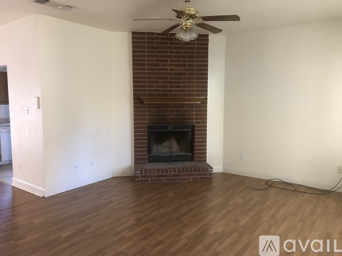 4712 Hartrick Bluff Rd 3 Beds Single Family Home for Rent - Photo gallery 3