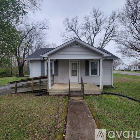 470 W 5Th St 2 Beds Apartment for Rent