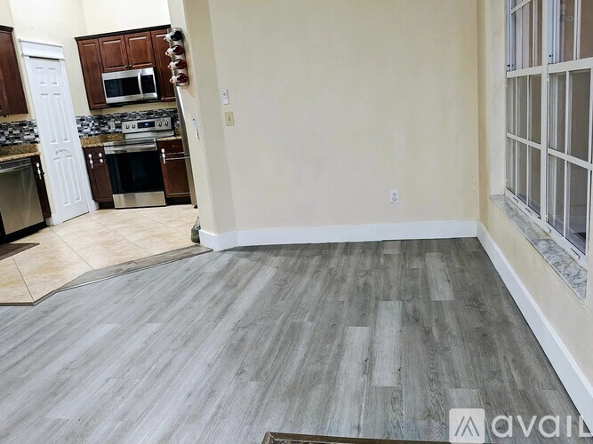 11252 Cypress Leaf Drive 3 Beds Single Family Home for Rent - Photo gallery 3