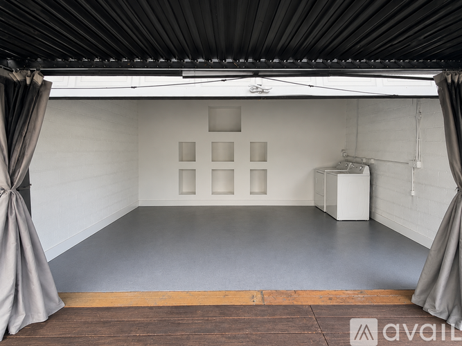 4730 Northeast 3rd Avenue 2 Beds Single Family Home for Rent - Photo gallery 4
