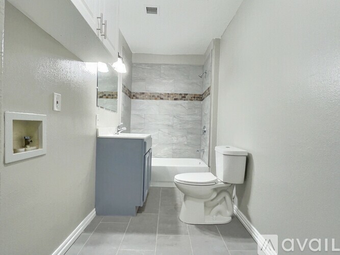 49 N Xanthus Ave 2 Beds Single Family Home for Rent - Photo gallery 2
