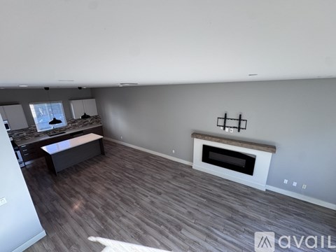 5646 Hazeltine Avenue 3 Beds Apartment for Rent