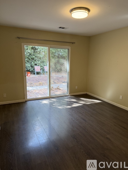 5144 Glide Drive 2 Beds Single Family Home for Rent - Photo gallery 1