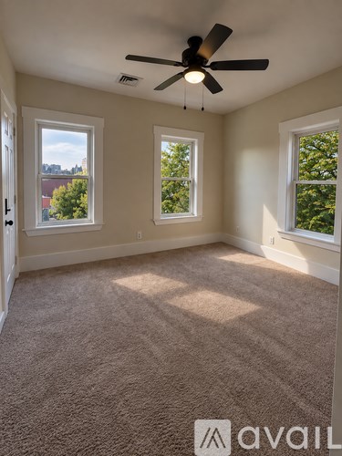 69 East Central Street 3 Beds Apartment for Rent
