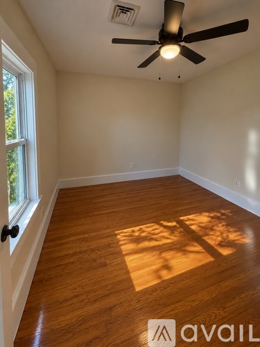 69 East Central Street 3 Beds Apartment for Rent