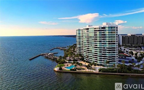 888 Boulevard Of The Arts 2 Beds Apartment for Rent