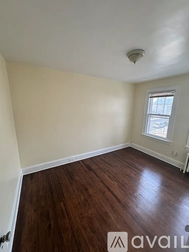 164 Hodge Avenue 2 Beds Apartment for Rent