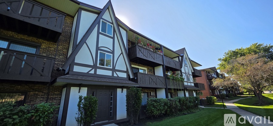 3 Timber Lane 2 Beds Condo for Rent - Photo gallery 2