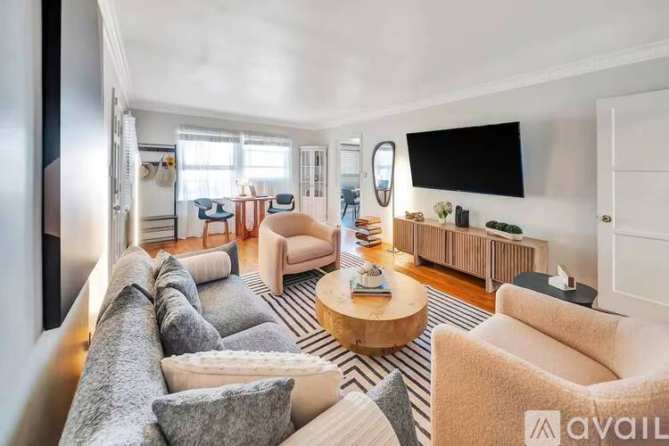 5551 Noble Ave 2 Beds Single Family Home for Rent - Photo gallery 1