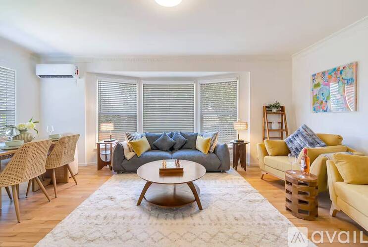 15100 Burbank Blvd 2 Beds Single Family Home for Rent - Photo gallery 1
