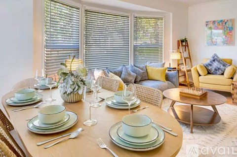 15100 Burbank Blvd 2 Beds Apartment for Rent
