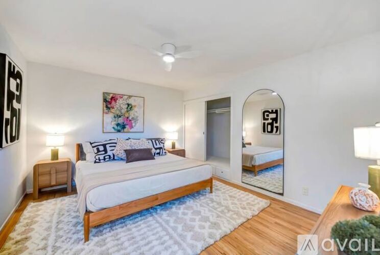 15100 Burbank Blvd 2 Beds Single Family Home for Rent - Photo gallery 3