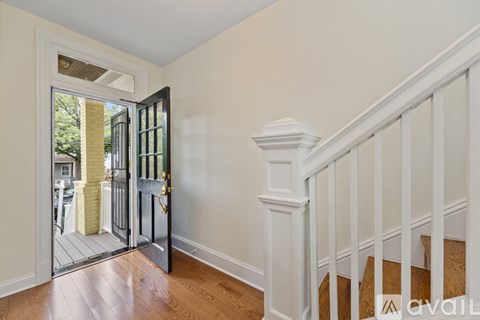 916 Shepherd St NW 5 Beds Apartment for Rent