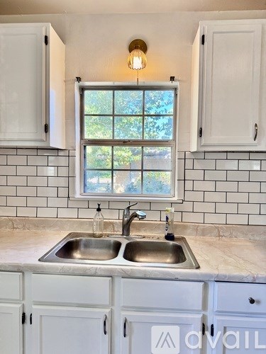 510 Elmwood Drive 2 Beds Apartment for Rent