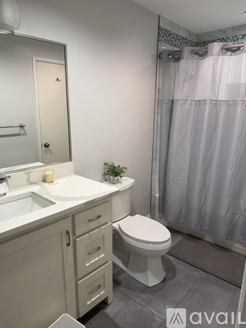 6615 Hunters Ridge Drive 4 Beds Apartment for Rent