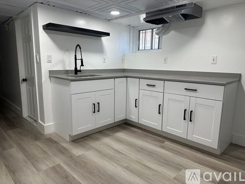 16 Bellair Place 3 Beds Apartment for Rent