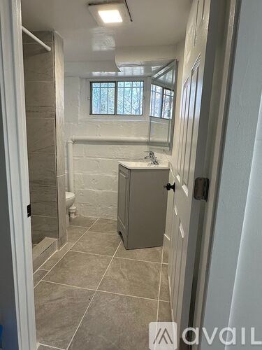 16 Bellair Place 3 Beds Apartment for Rent