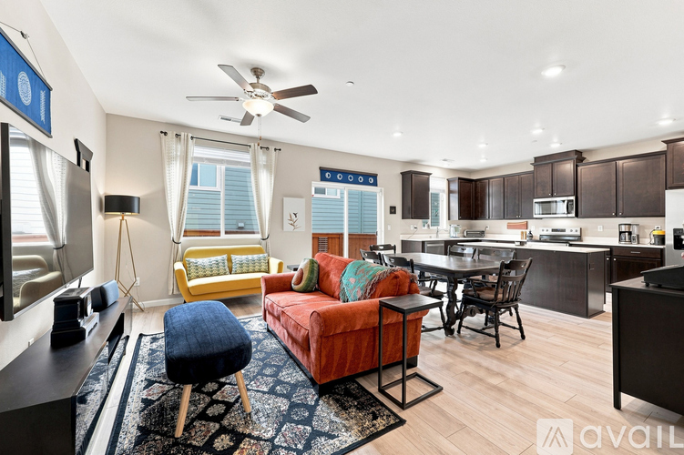 1927 Northeast 101st Circle 3 Beds Townhouse for Rent - Photo gallery 4