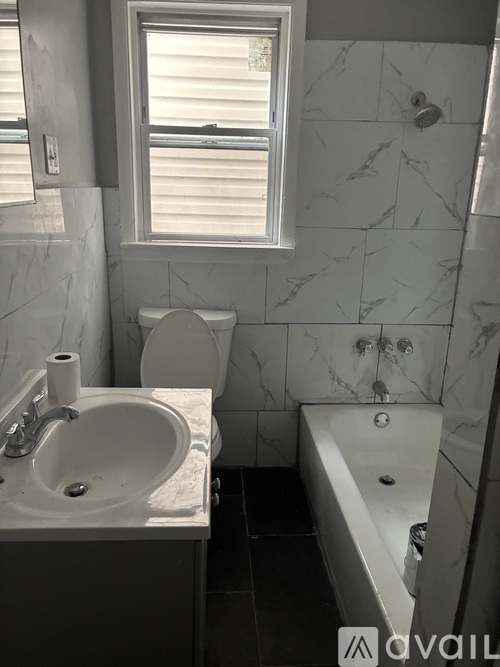 245 Smith Street 2 Beds Single Family Home for Rent - Photo gallery 4